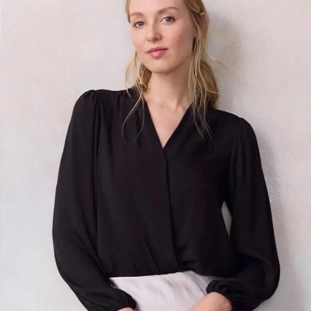 NWT, Lauren Conrad women’s black wrap front bodysuit XS
